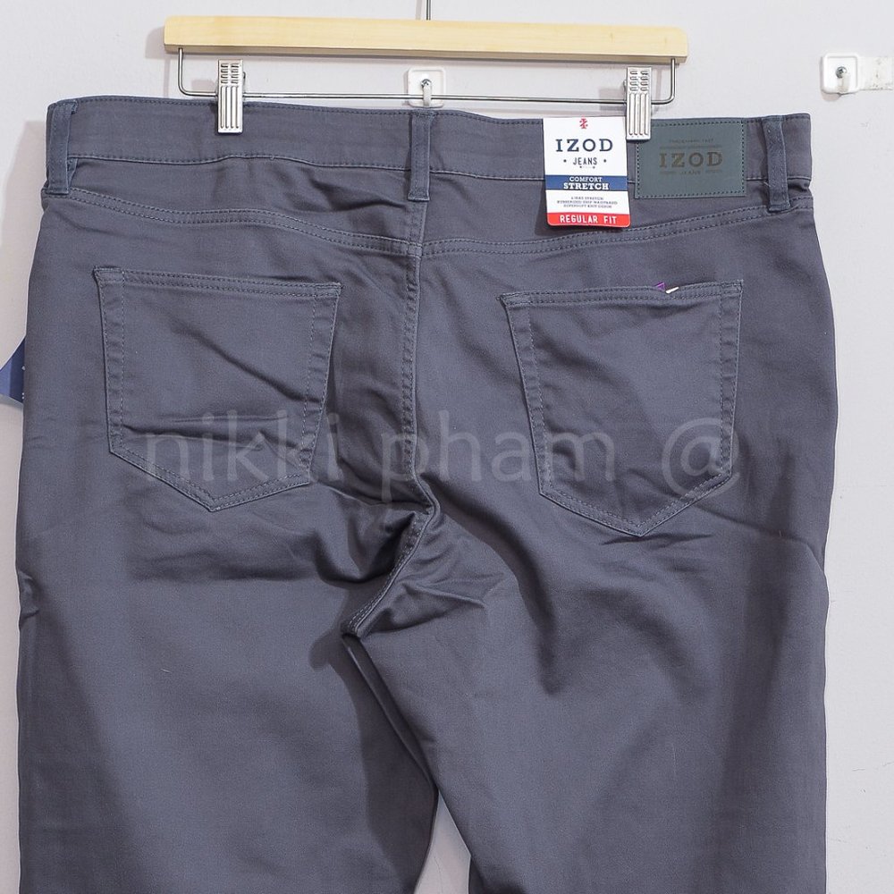 Brand new Izod Men's Stretch 5 Pocket Regular Fit Jeans in gray - Picture 6 of 9